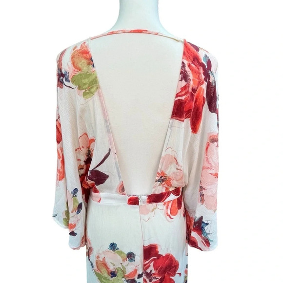 The Room Cream Floral Deep V Maxi Dress with Open Back Size Large - Picture 8 of 14